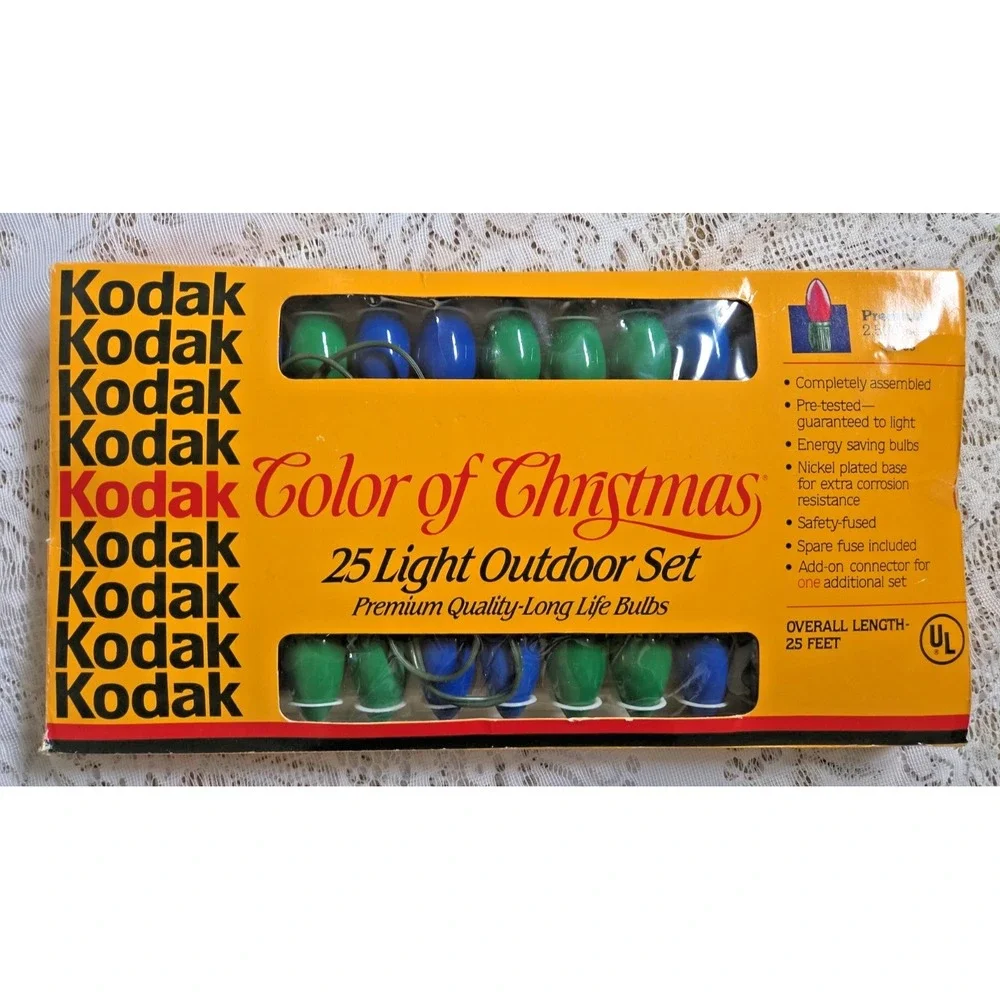 Kodak Color of Christmas 25 Light Outdoor Set C9 Blue & Green Bulbs Vintage 1991